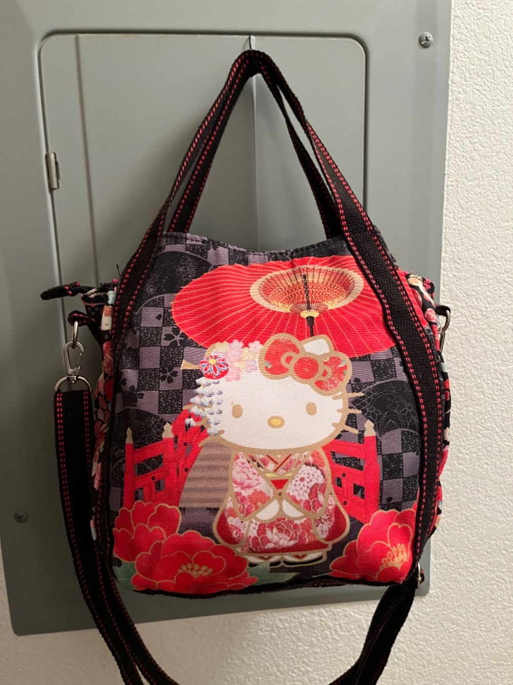 Hello Kitty Manufatto shoulder tote bag - Picture 3 of 8